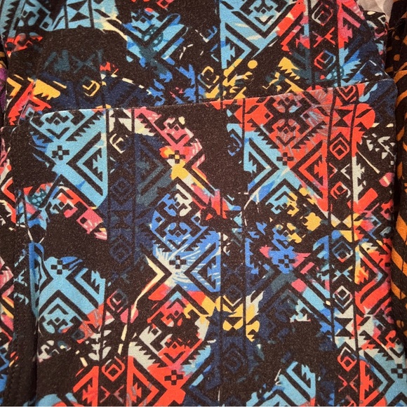 LuLaRoe One Size Leggings - Picture 6 of 8